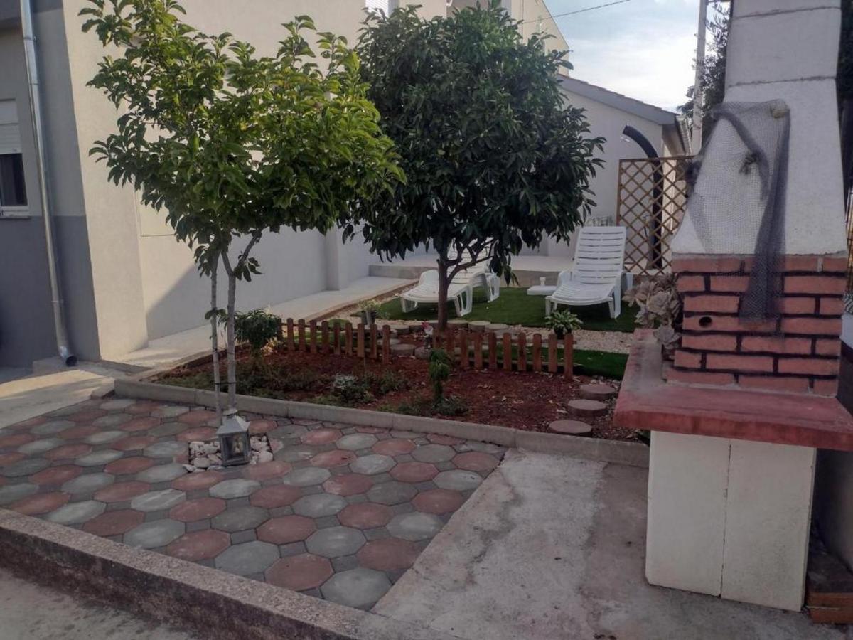 Apartments Franica زادار المظهر الخارجي الصورة